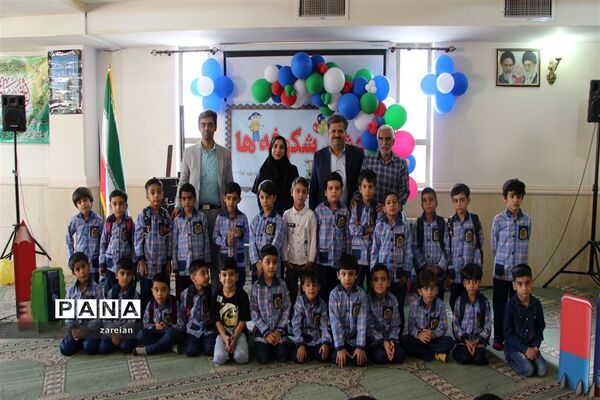 برگزاری جشن شکوفه‌ها در دبستان ولایت ۱ ناحیه ۲ یزد