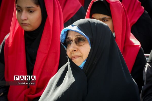 زنگ مهر ایثار مقاومت