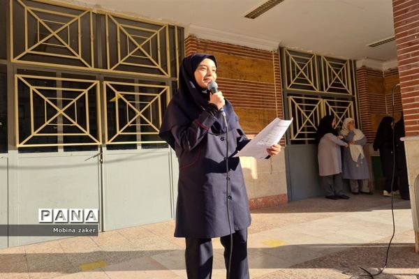 جشن سالروز آغاز امامت امام زمان در دبیرستان فرهنگ ۱۳