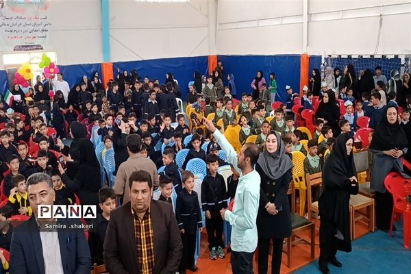 جشن شکوفه‌ها در شهرستان جاجرم