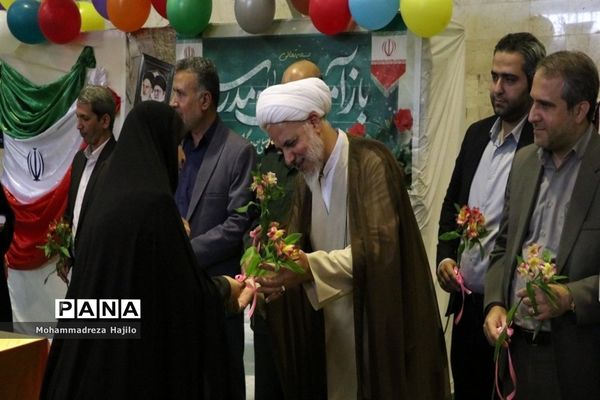 زنگ مهر و مقاومت در مدارس ساوه