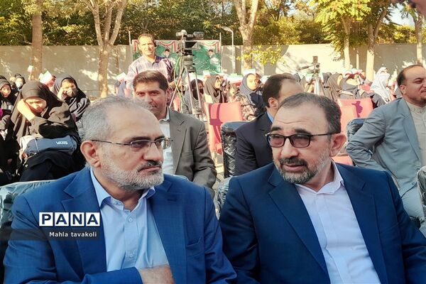 نواختن زنگ بازگشایی مدارس و ایثار و شهادت در هنرستان دخترانه فنی و حرفه‌ای فاطمه الزهرا (س)
