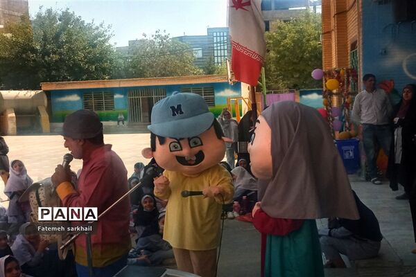 برگزاری جشن آغاز سال تحصیلی در مدرسه دخترانه ۱۷ شهریور شهرستان رباطکریم