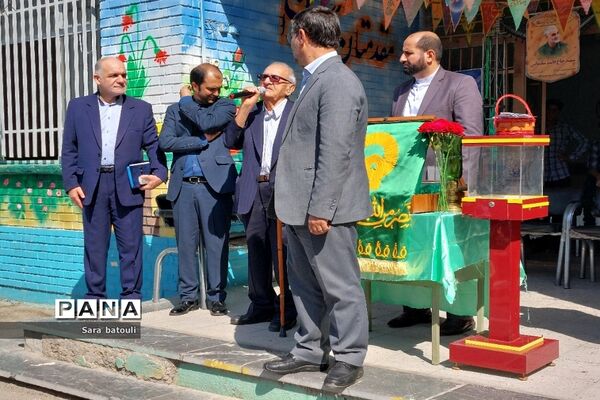 جشن بازگشایی مدارس در منطقه ۱۸