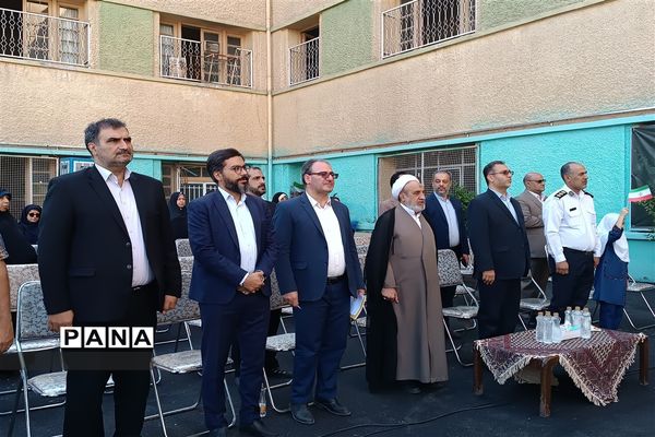 مراسم بازگشایی آغاز سال تحصیلی در مجتمع آموزشی تربیتی دخترانه متقین