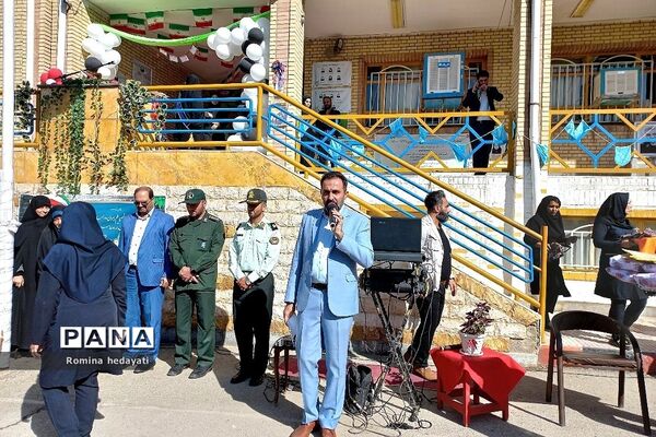 آیین بازگشایی مدارس در رودهن