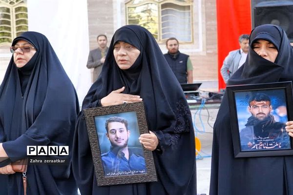 نواخته شدن زنگ آغاز سال تحصیلی در مشهد با حضور معاون رئیس جمهوری در مشهد