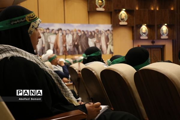 همایش سراسری تجلیل از پیشکسوتان جهاد و مقاومت در قم