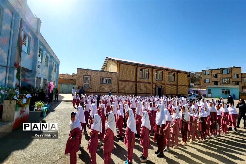 زنگ دفاع مقدس در ناحیه یک بهارستان