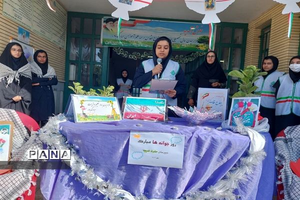 روز اول مهر و نواختن زنگ در مدرسه حضرت خدیجه(س) شهرستان گلپایگان