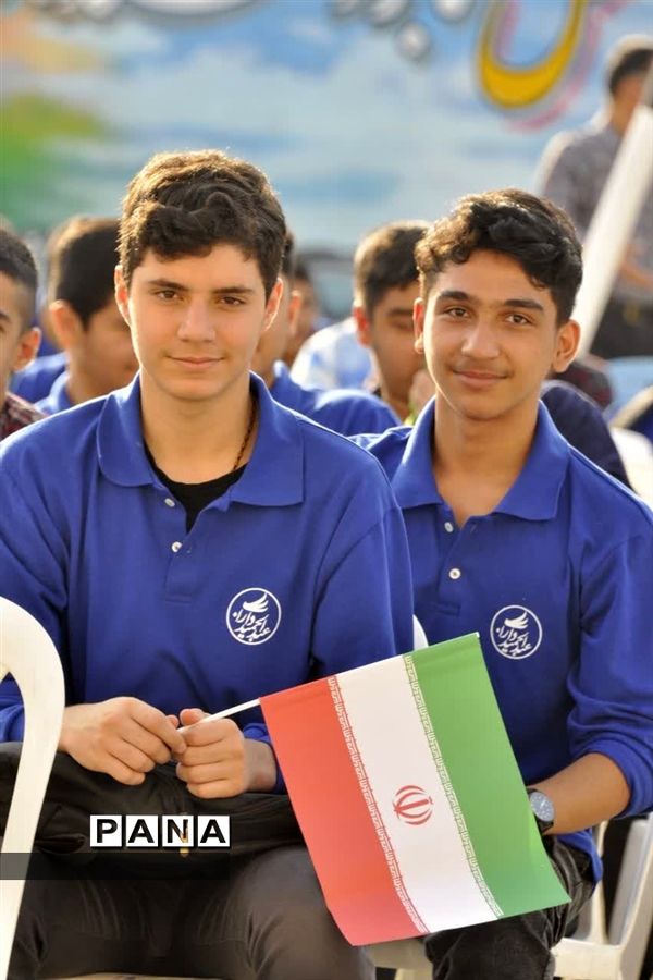 نواخته شدن زنگ مهر و مقاومت در ساری