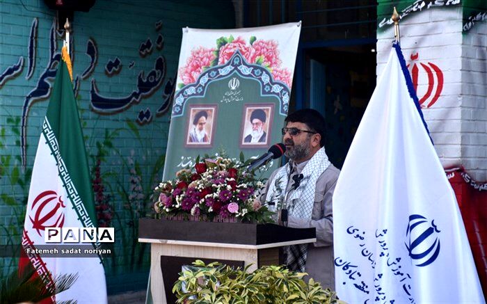 دانش‌آموزان سرمایه‌های اصلی نظام جمهوری اسلامی ایران هستند