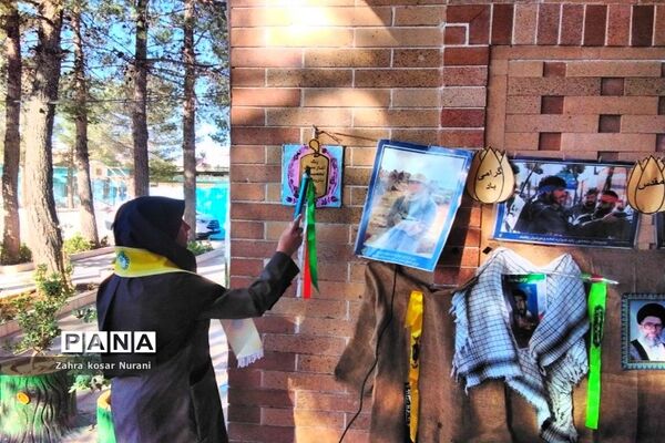 نواخته شدن زنگ آغاز سال تحصیلی و نماز در دبیرستان نمونه اندیشه کاشمر