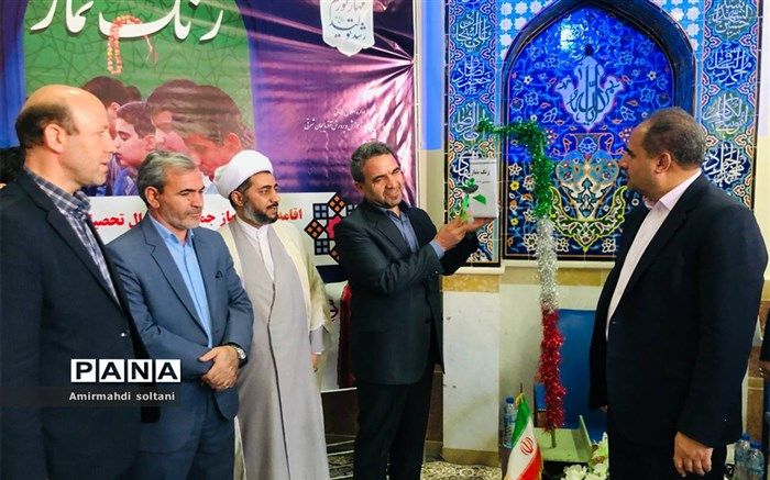 تربیت دانش‌آموزان با برجستگی‌های اخلاقی و تربیتی