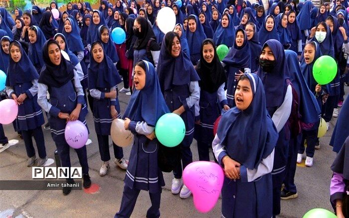 استرس دانش آموزان در مقاطع پایین تر مدیریت می شود