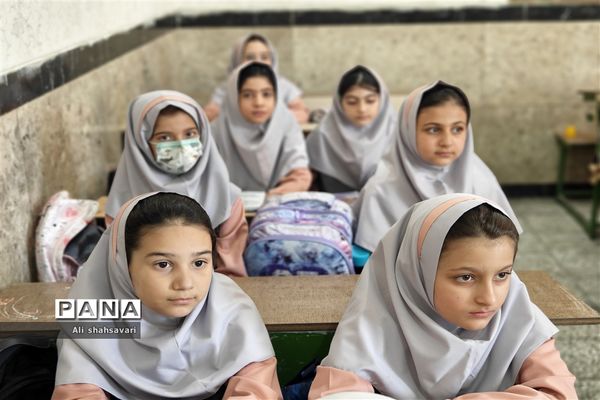 نواختن زنگ مهر، ایثار و مقاومت و آغاز سال تحصیلی جدید در کرمانشاه