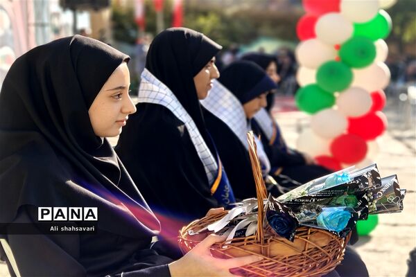 نواختن زنگ مهر، ایثار و مقاومت و آغاز سال تحصیلی جدید در کرمانشاه