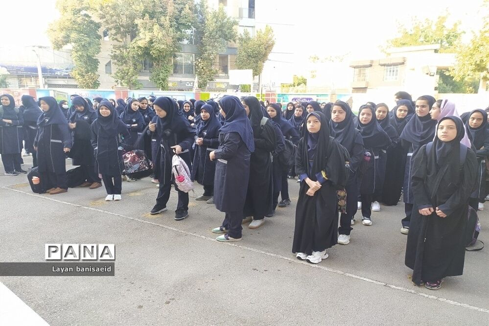 شروع سال تحصیلی  در دبیرستان شاهد دالکی ناحیه یک شیراز