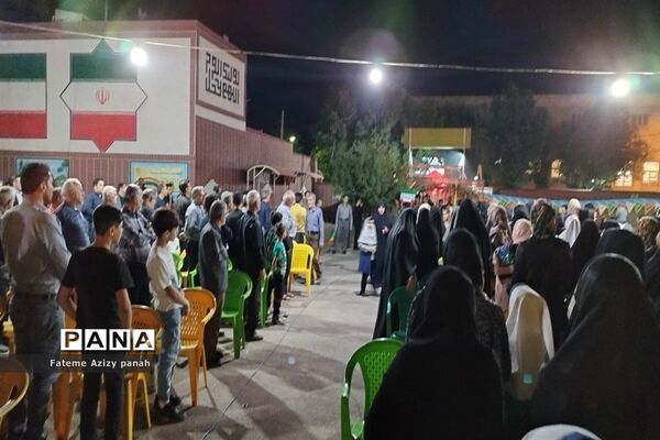 برگزاری یادواره شهدا در مدارس آباده