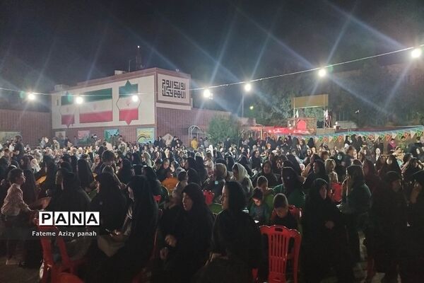 برگزاری یادواره شهدا در مدارس آباده