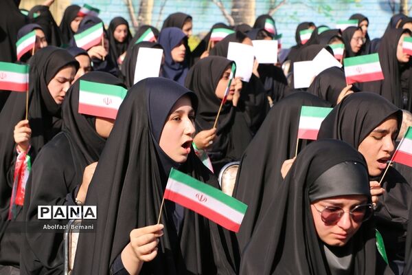 آیین آغاز سال تحصیلی با حضور معاون رئیس جمهوری در قم