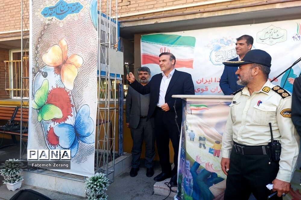 طنین زنگ مهر مهدوی در هنرستان فیروزکوهی