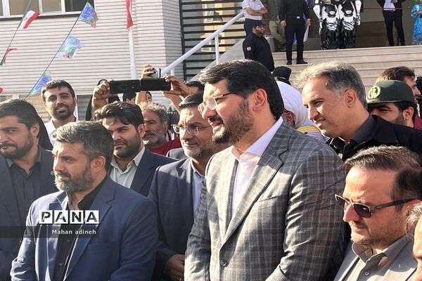 افتتاح هوشمندترین ساختمان شهید نوچمنی دبیرستان استعدادهای درخشان علامه حلی۲ در شهر جدید پرند