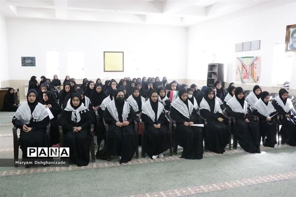 نواخته شدن زنگ مهر و مقاومت در مدارس شهرستان مهریز
