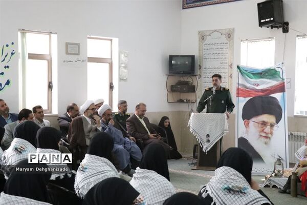 نواخته شدن زنگ مهر و مقاومت در مدارس شهرستان مهریز
