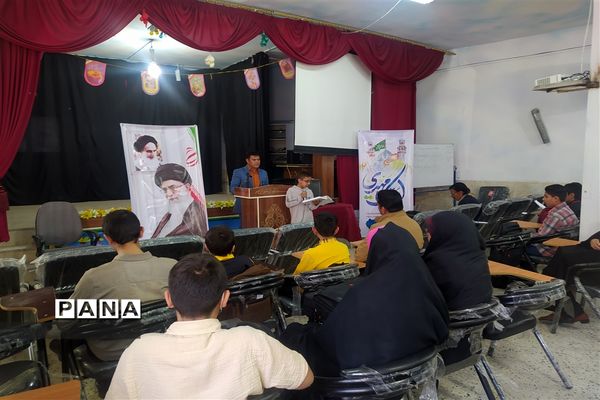 جشن آغاز سال تحصیلی در دبیرستان تازه تاسیس میثاق