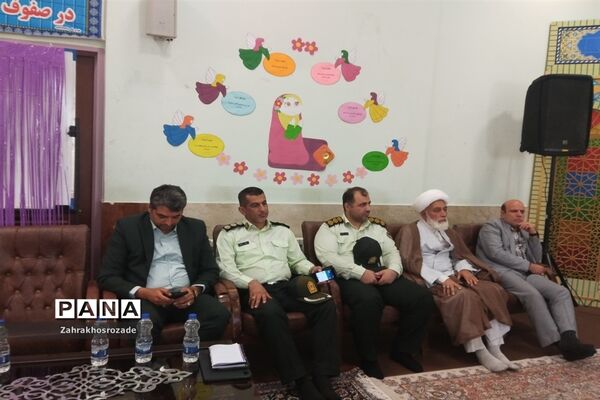 نواخته شدن زنگ نماز در دبستان طواف و معماریان ناحیه 2 شهرری
