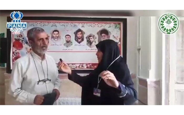 گرامیداشت هفته دفاع مقدس در دبیرستان مهر ماندگار 2 قم/فیلم