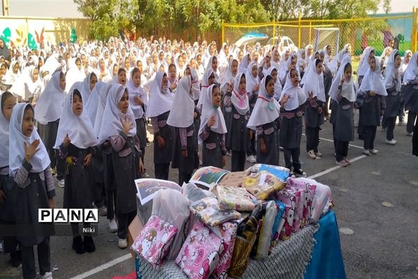 برگزاری  مراسم جشن عاطفه‌ها در آموزشگاه کوثر شهر جوادآباد