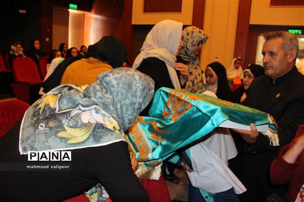 برگزاری جشن آغاز امامت امام زمان ,(عج) درمدارس استان قزوین