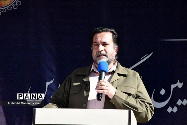 آیین نواختن زنگ مهر و مقاومت وَ مهر مهدوی در هنرستان علامه طباطبایی شهرستان تربت حیدریه