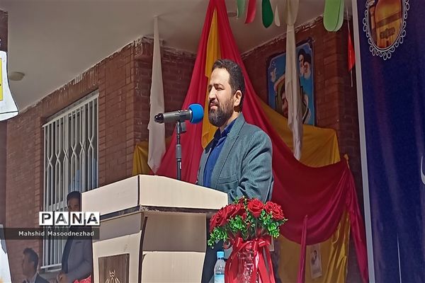 آیین نواختن زنگ مهر و مقاومت وَ مهر مهدوی در هنرستان علامه طباطبایی شهرستان تربت حیدریه
