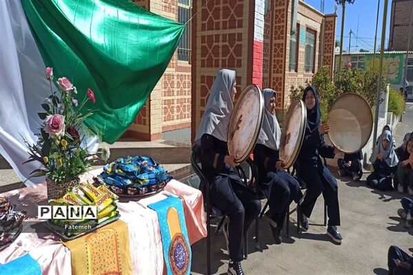 برگزاری جشن ولایت و امامت امام زمان (عج) در دبیرستان برادران طباطبایی شهرستان کاشمر