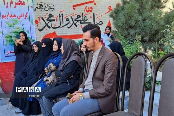 آیین ولایت امام زمان (عج) در مدارس شهرستان‌قرچک