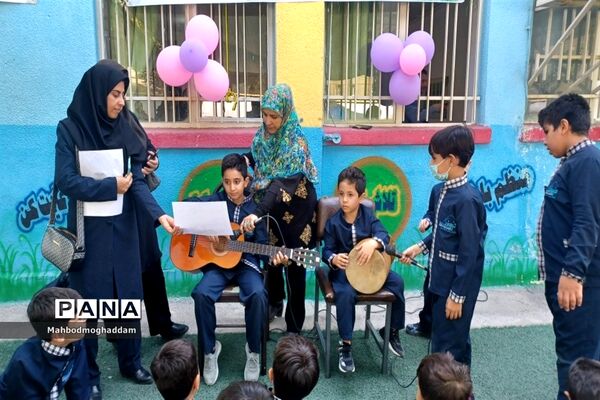 جشن آغاز امامت حضرت ولی عصر در دبستان پسرانه فرهنگ منطقه ۱۳