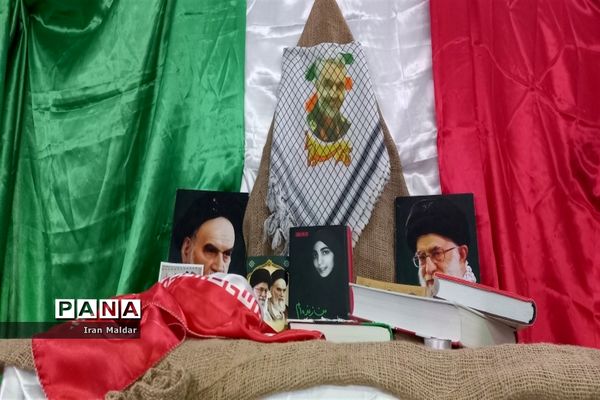 جشن عاشقان امامت و رهروان راه آزادی در هفته دفاع مقدس