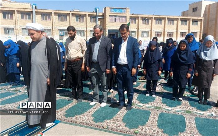 نواخته شدن زنگ نماز در راستای طرح نماز، نور چشم در کهریزک/فیلم