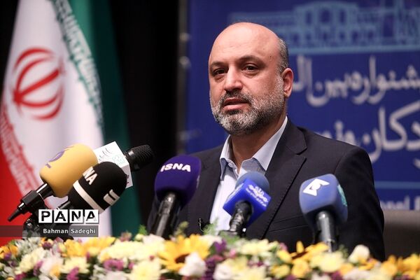نشست خبری سی و پنجمین جشنواره بین المللی فیلم‌های کودکان و نوجوانان