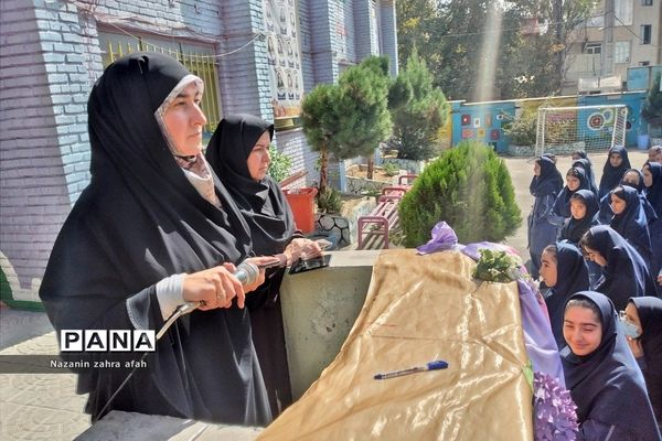 برگزاری جشن امامت امام زمان(عج) در مدارس رودهن