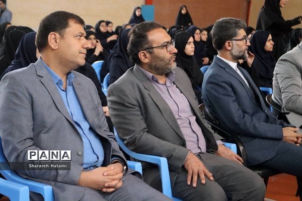 توزیع بسته‌های معیشتیِ مشق احسان