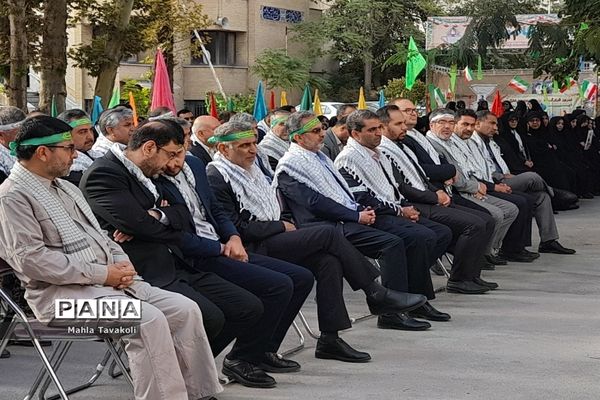 مراسم صبحگاه مشترک به مناسبت گرامیداشت هفته دفاع مقدس