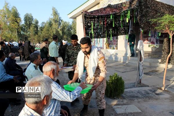 گل باران مزار شهدای شهر جوادآباد