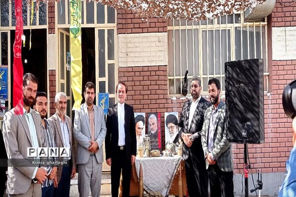 مراسم گرامیداشت هفته دفاع مقدس در اداره آموزش و پرورش شهرستان قرچک