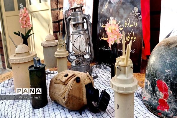 مراسم گرامیداشت هفته دفاع مقدس در اداره آموزش و پرورش شهرستان قرچک