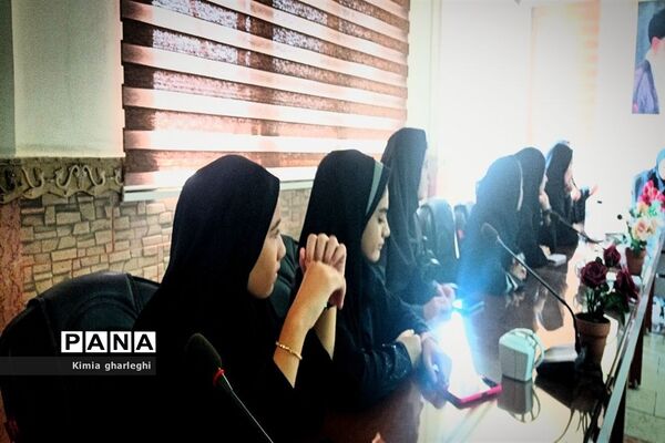 جلسه توانمندسازی خبرنگاران در سالن ثقلین اداره آموزش و پرورش شهرستان قرچک