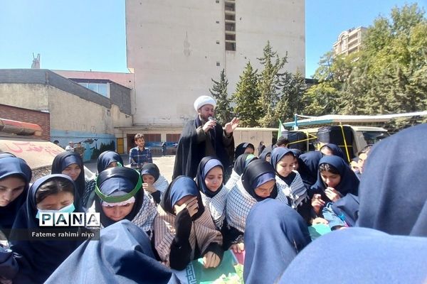 تشییع پیکر مطهر شهید گمنام در دبیرستان تربیت رودهن